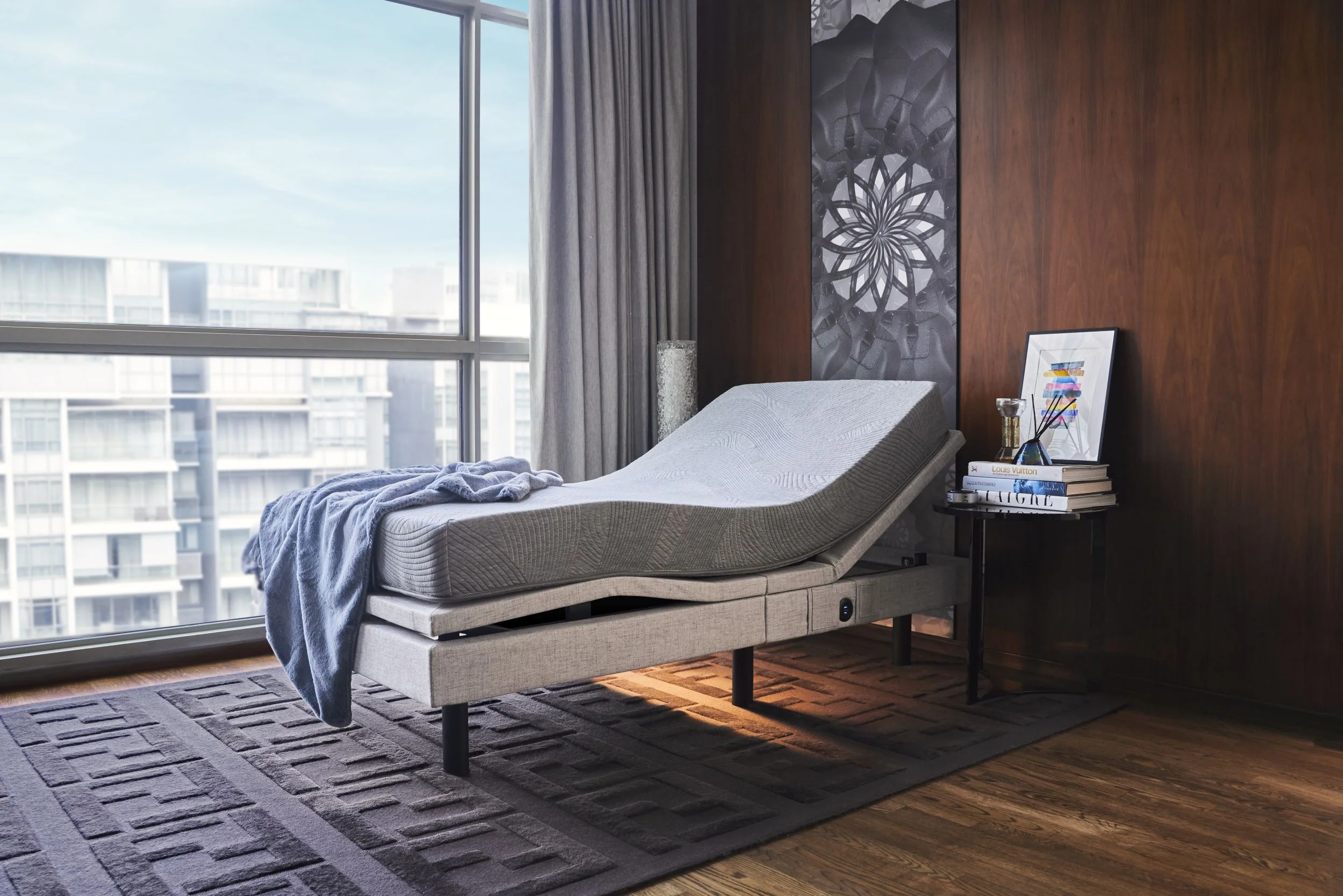 Simmons Adjustable Bed - Image 3